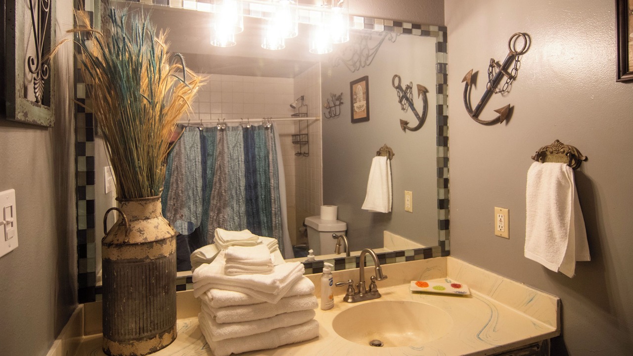 Photo of Bathroom in Divide