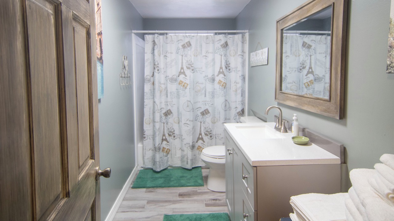 Photo of Bathroom in Divide