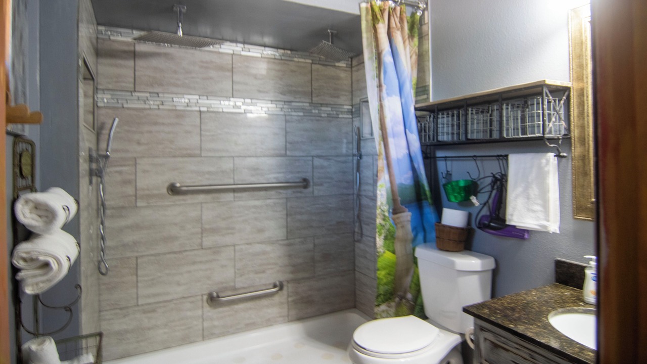 Photo of Bathroom in Divide