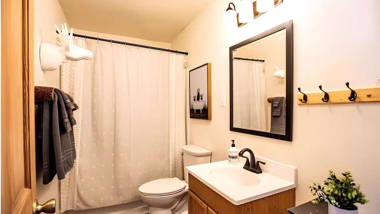 Photo of Bathroom in Valley of the Sun