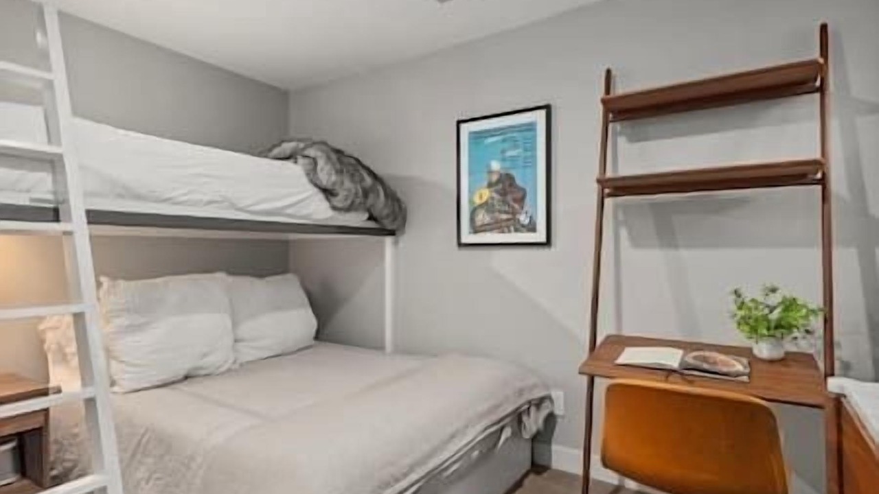 Photo of Bedroom in West End