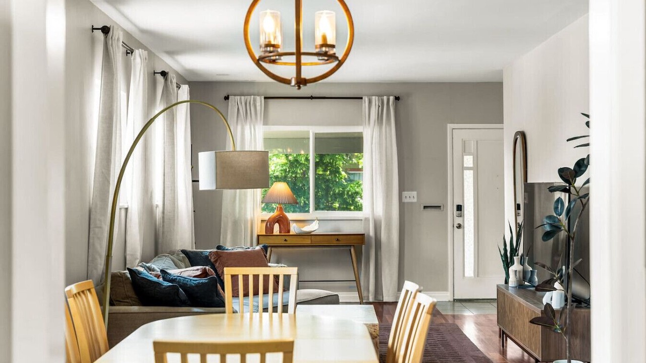 Photo of Bedroom in Edgewater