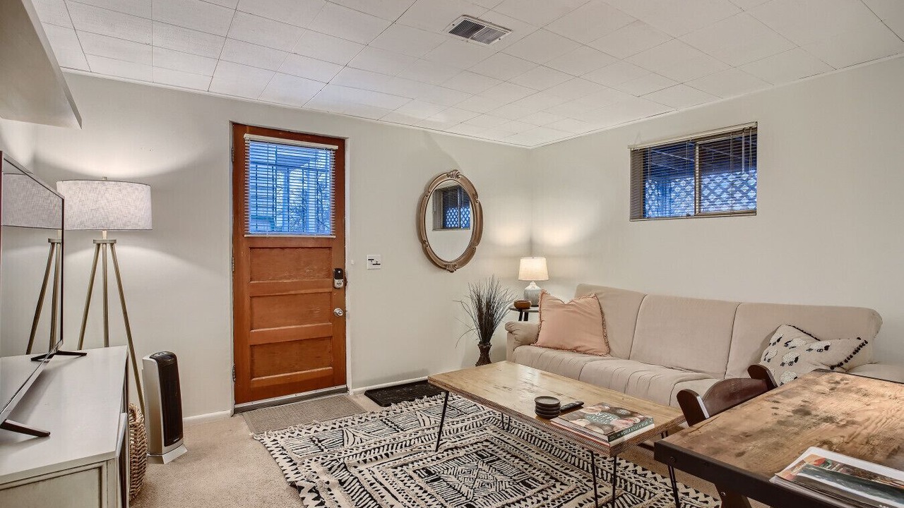 Photo of Bedroom in Edgewater