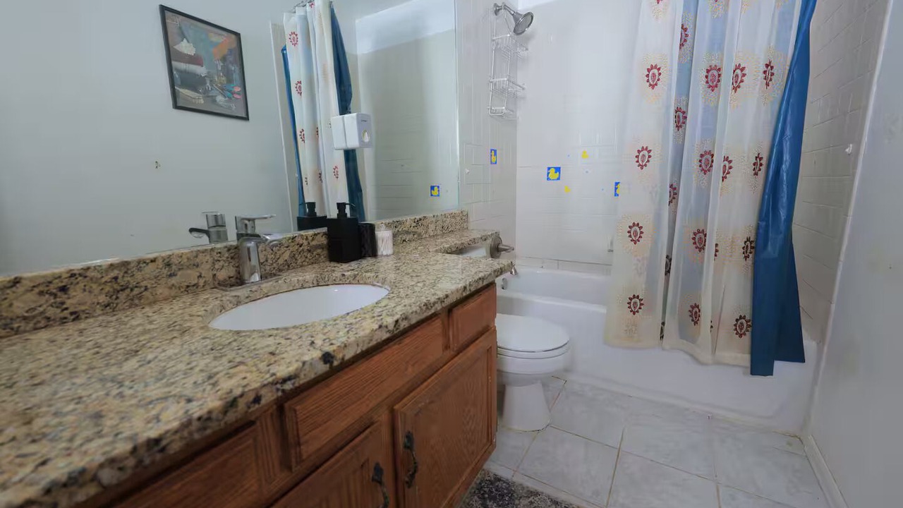 Photo of Bathroom in Aurora