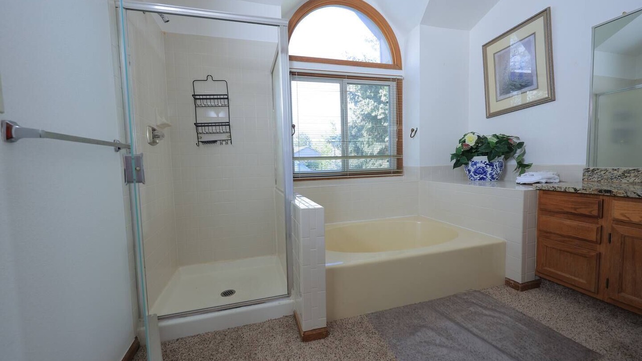 Photo of Bathroom in Aurora