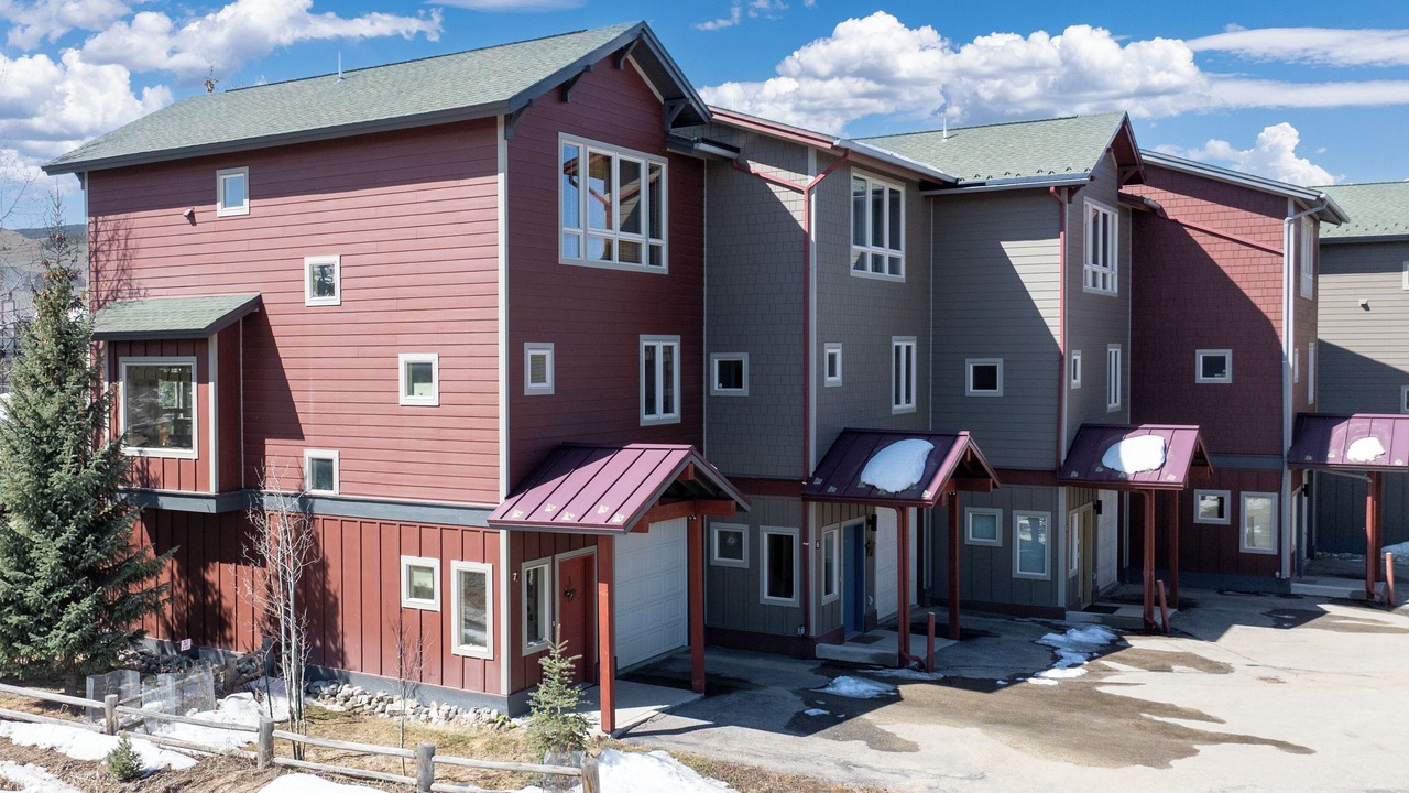 Photo of Outdoor in Fraser