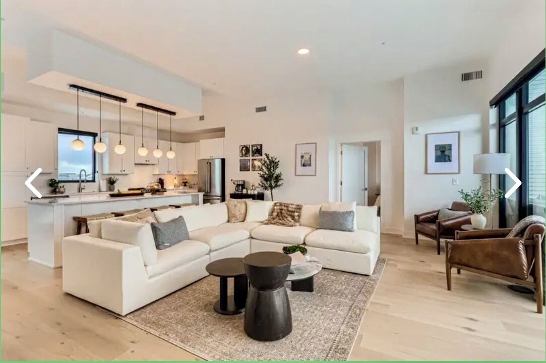 Photo of Livingroom in River North Art District