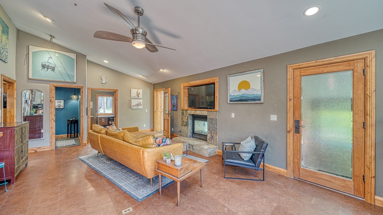 Photo of Livingroom in Leadville North