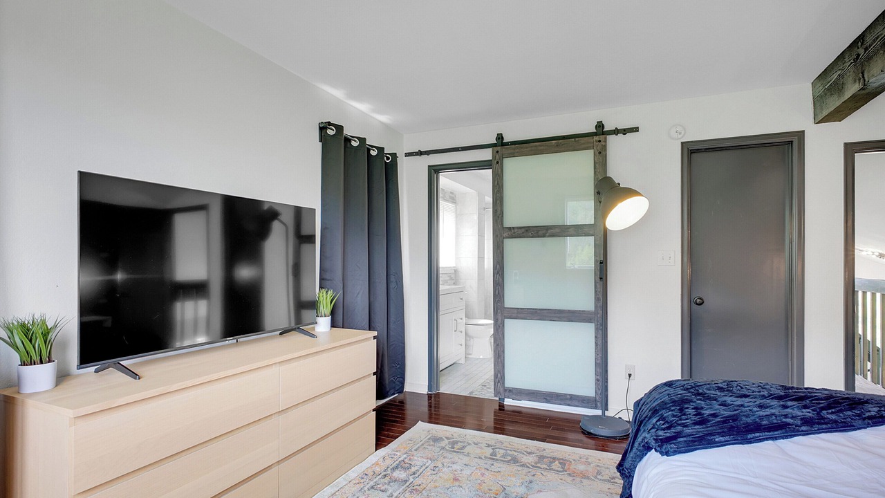 Photo of Bedroom in Evergreen