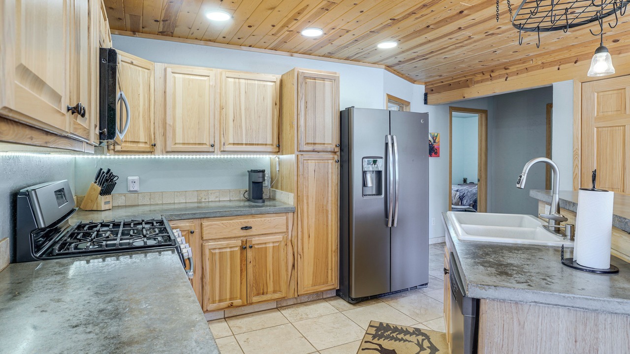 Photo of Kitchen in Pine