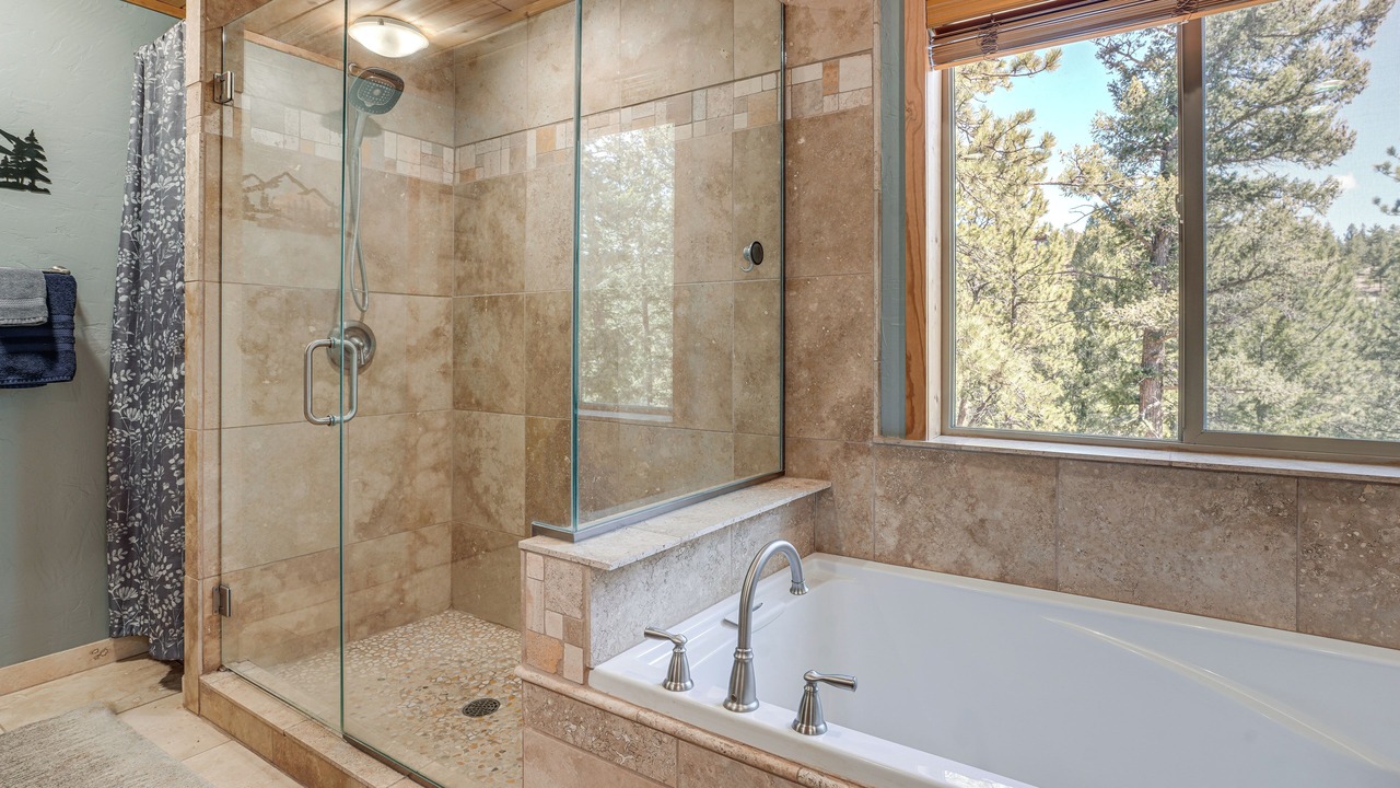 Photo of Bathroom in Pine