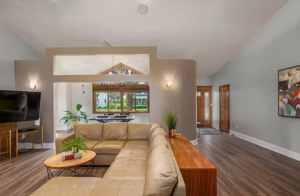 Photo of Livingroom in Greenwood Village