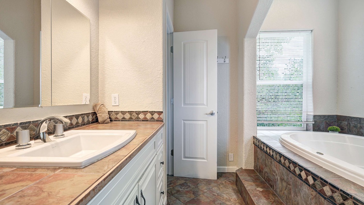 Photo of Bathroom in Michigan Hill