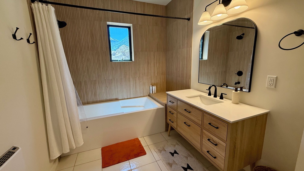 Photo of Bathroom in Carbondale