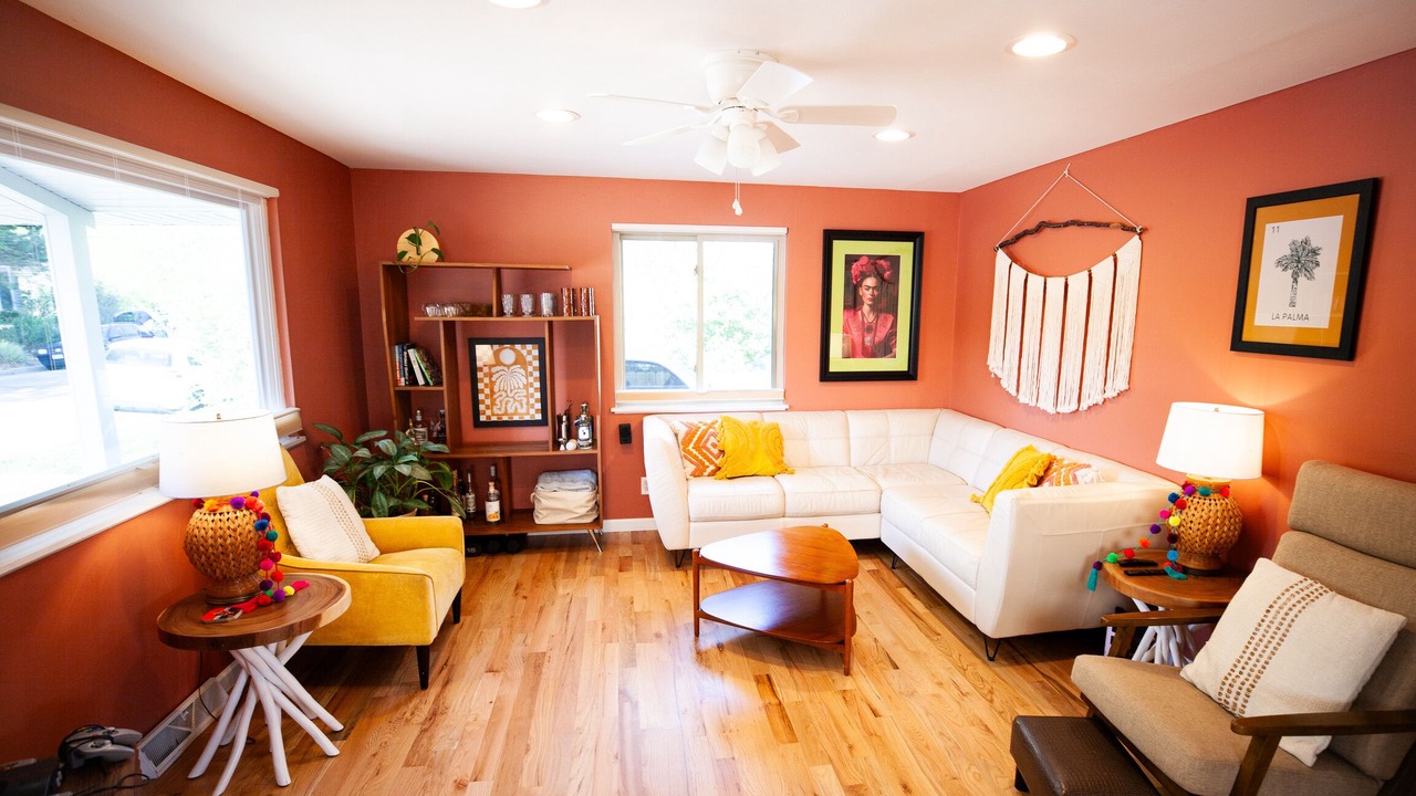 Photo of Livingroom in Lafayette
