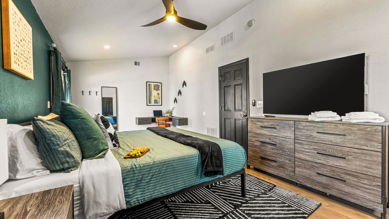 Photo of Bedroom in Dayton Triangle