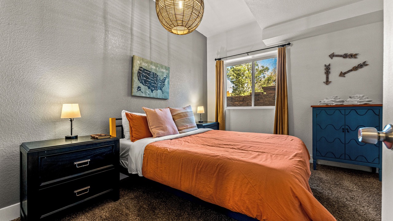 Photo of Bedroom in Dayton Triangle
