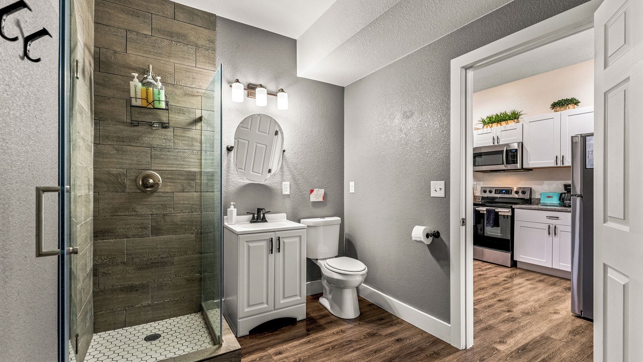 Photo of Bathroom in Dayton Triangle