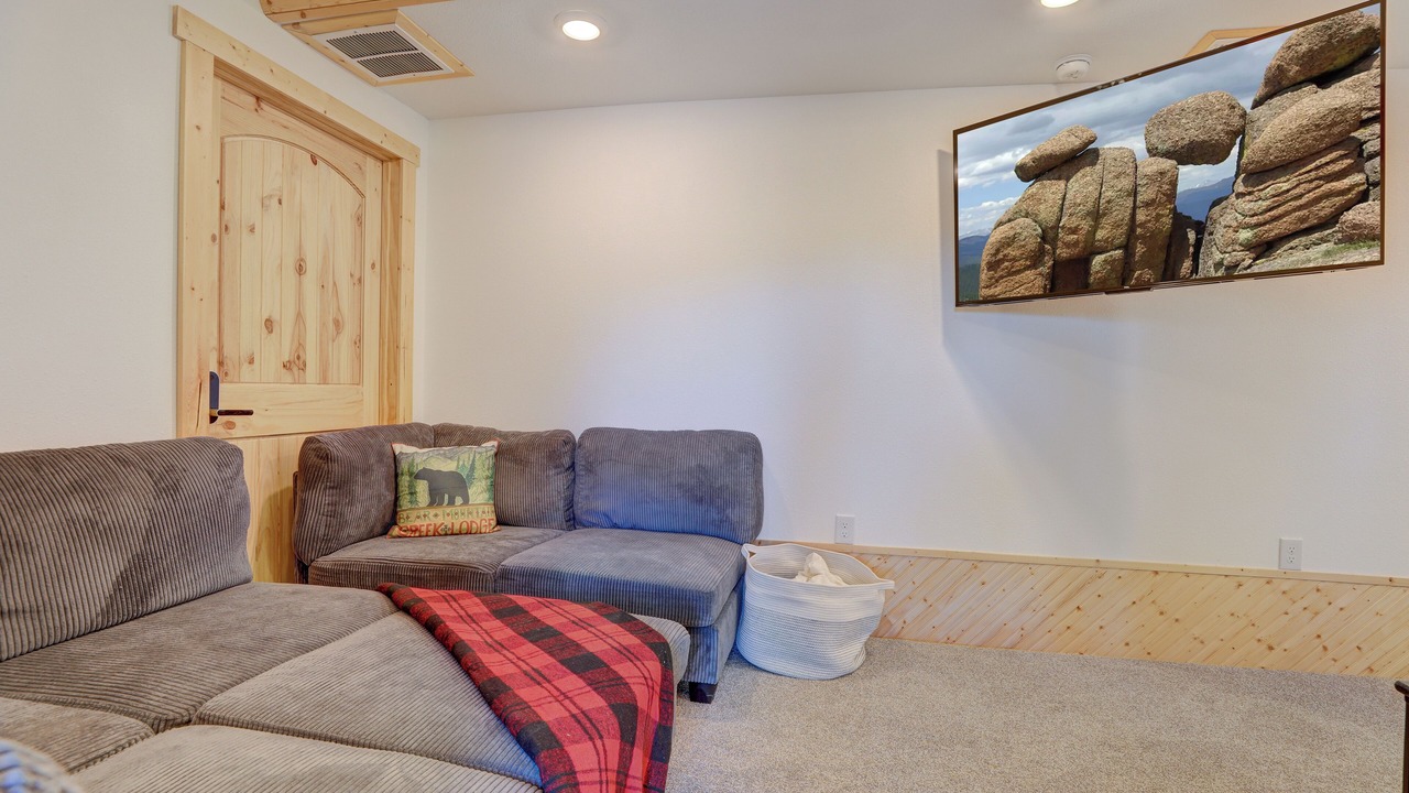 Photo of Livingroom in Bailey