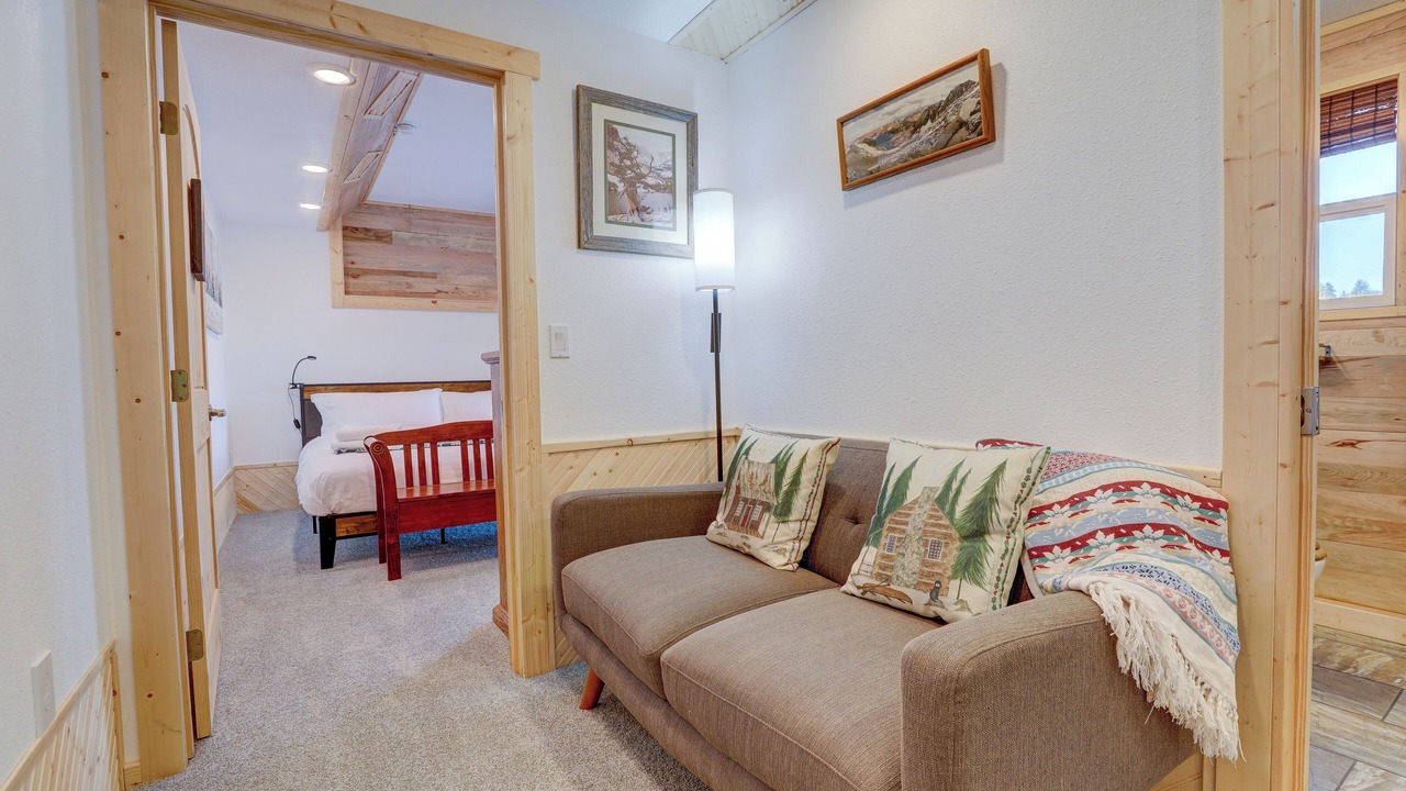 Photo of Livingroom in Bailey