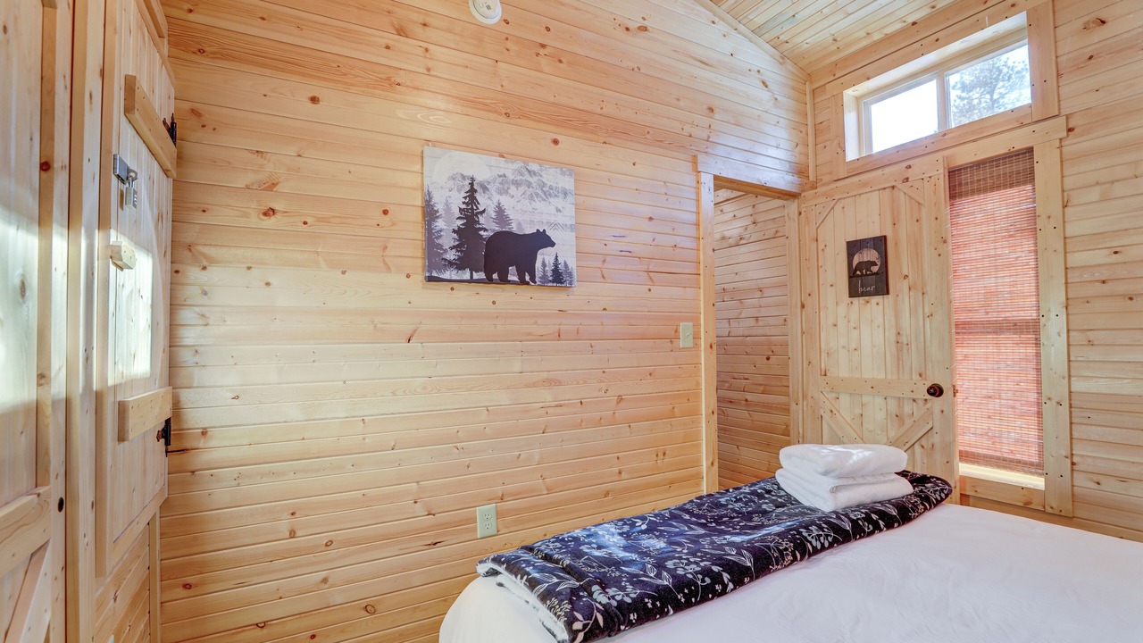 Photo of Bedroom in Bailey
