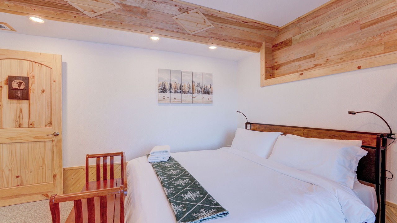 Photo of Bedroom in Bailey