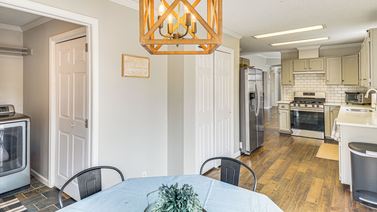 Photo of Kitchen in Warm Springs