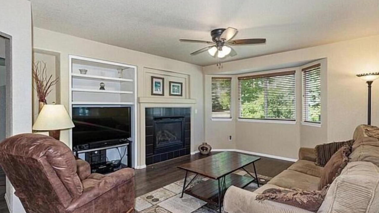 Photo of Livingroom in Castle Rock