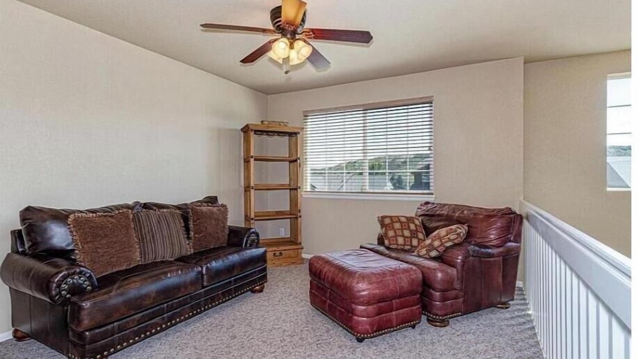 Photo of Livingroom in Castle Rock