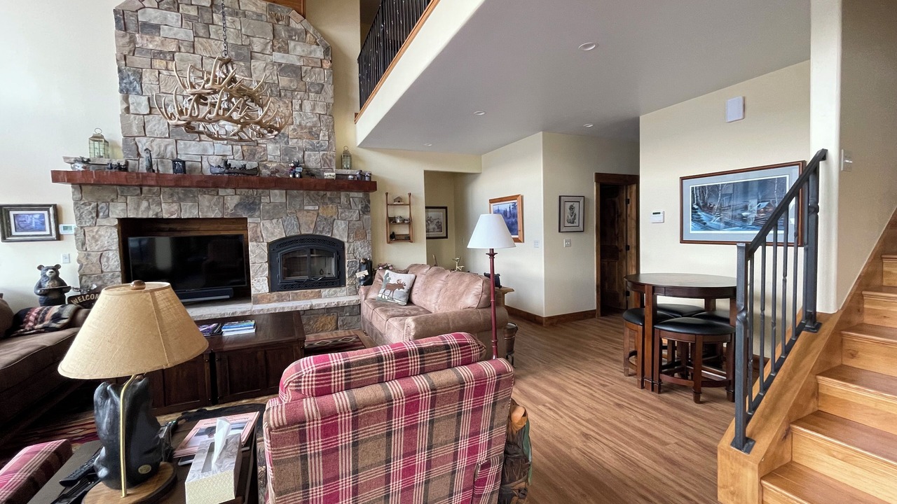 Photo of Livingroom in Grand Lake