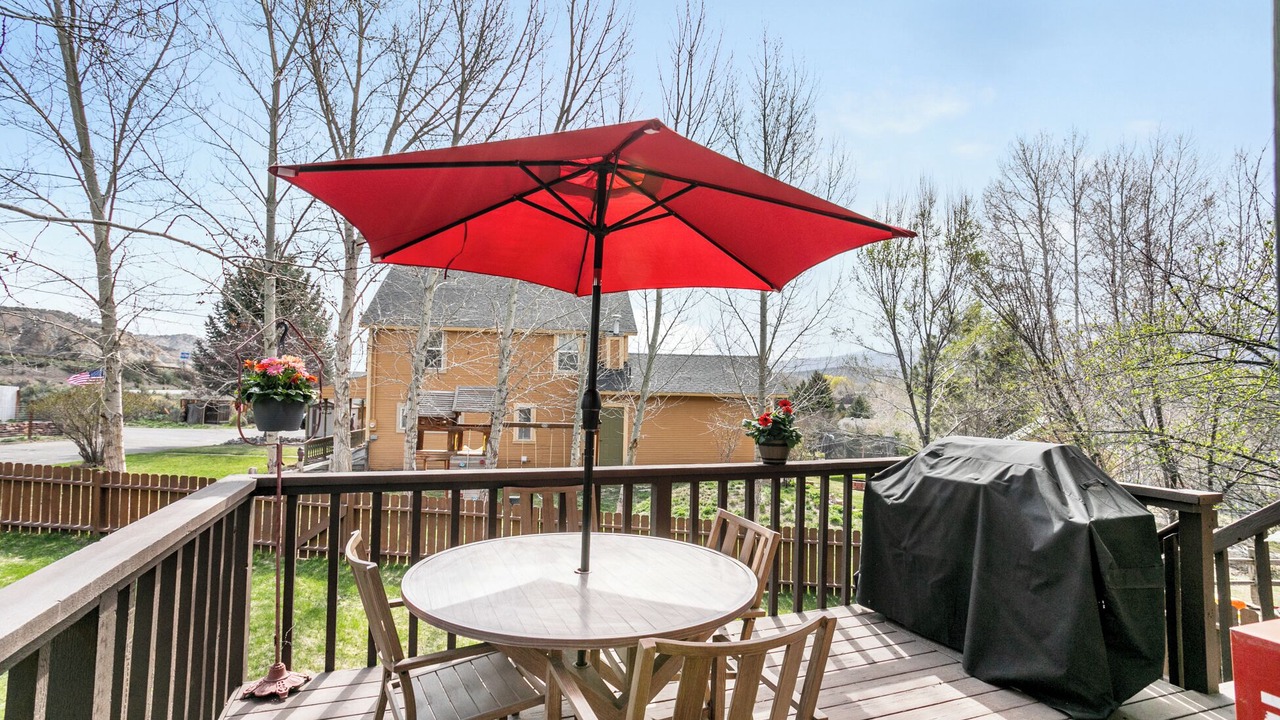 Photo of Outdoor in Gypsum