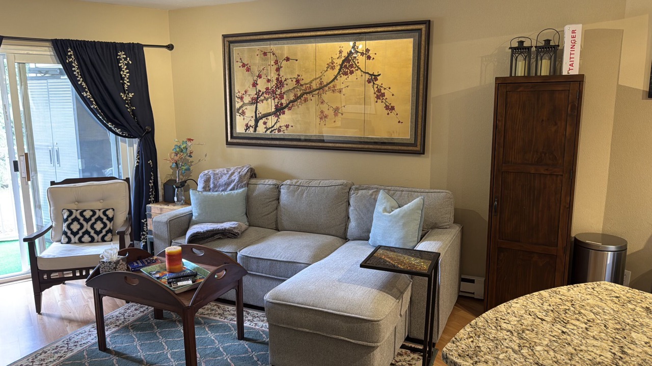 Photo of Livingroom in Avon