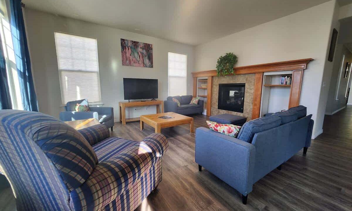 Photo of Livingroom in Aurora