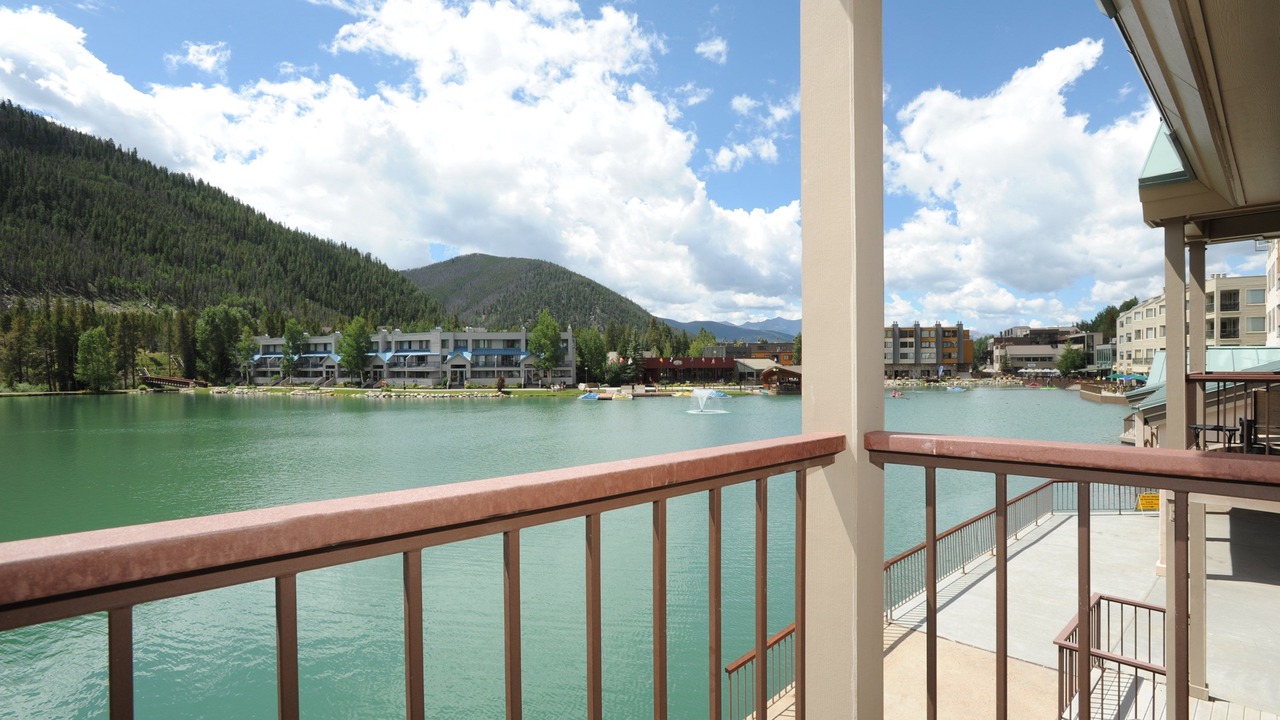 Photo of Patio Balcony in Lakeside Village
