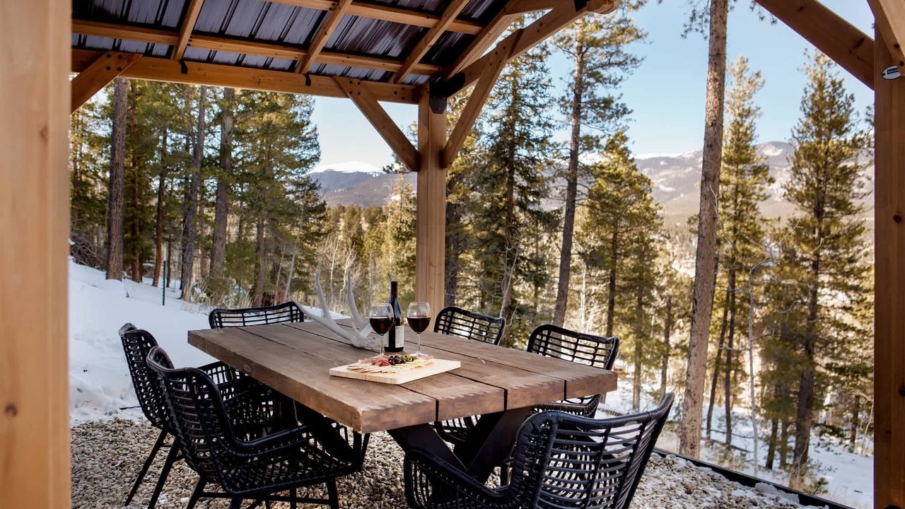 Photo of Outdoor in Bailey