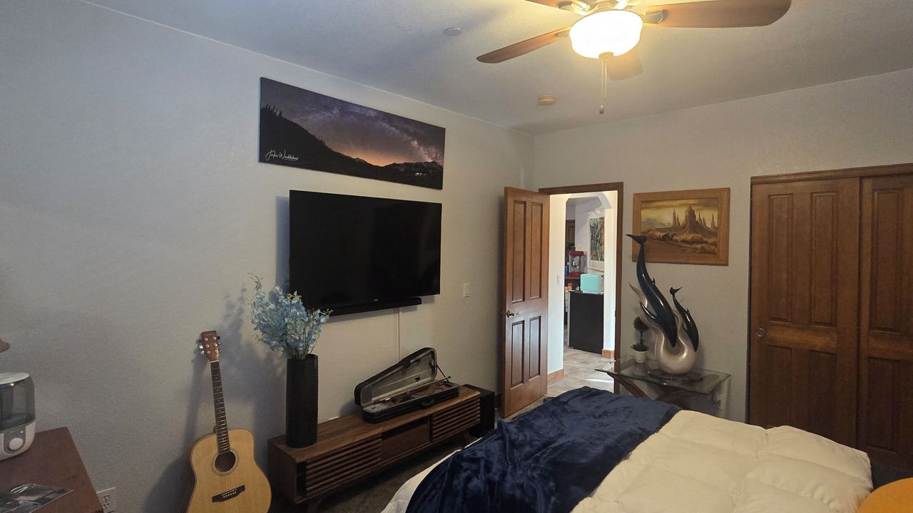 Photo of Bedroom in Roxborough