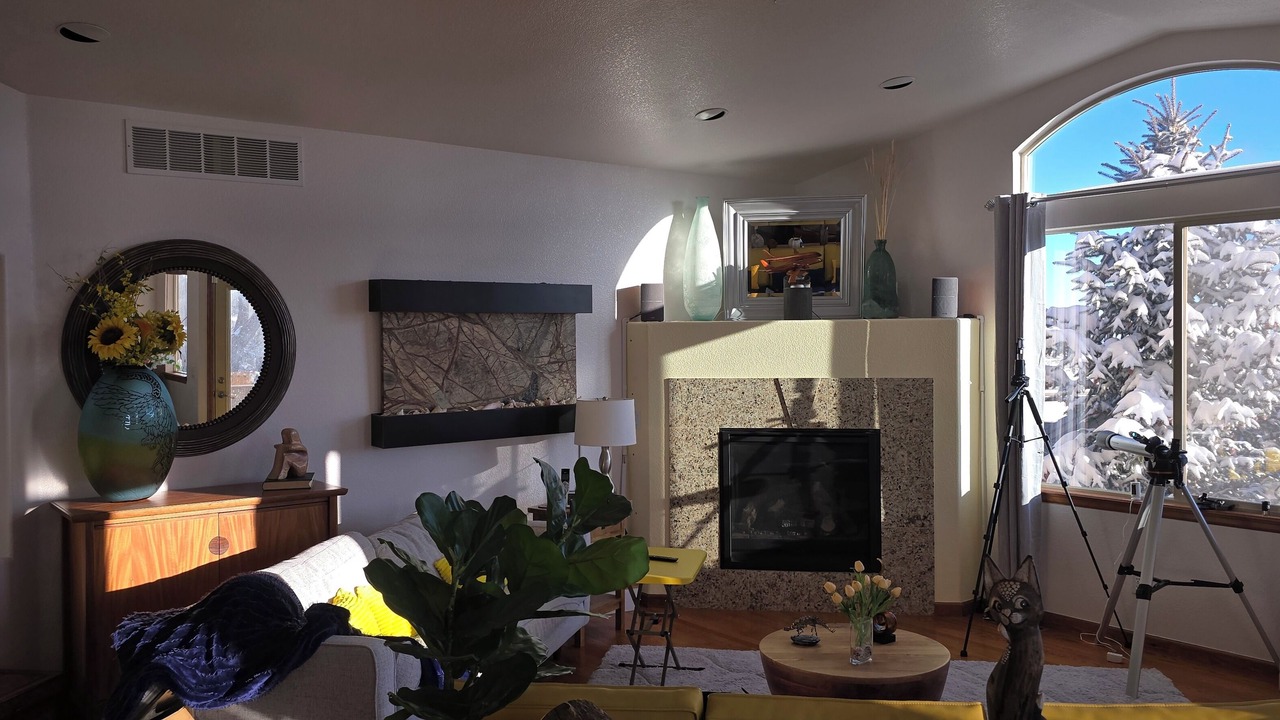 Photo of Livingroom in Roxborough