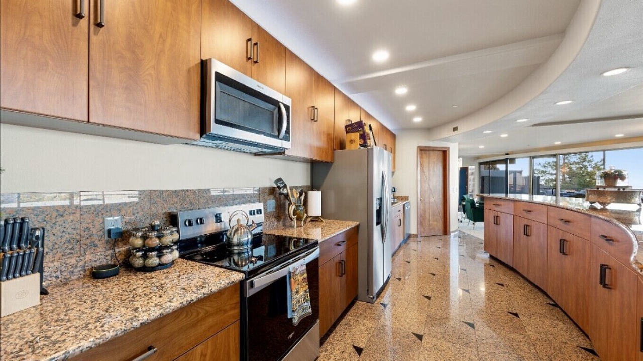 Photo of Kitchen in Cheyenne Canyon