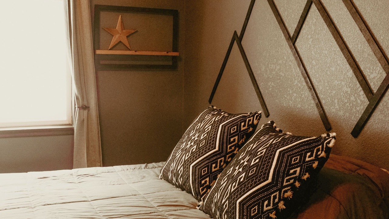 Photo of Bedroom in Valley of the Sun