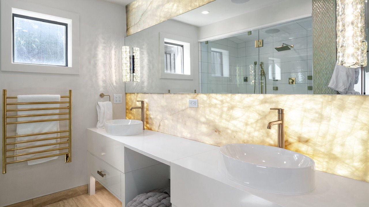 Photo of Bathroom in Old Town