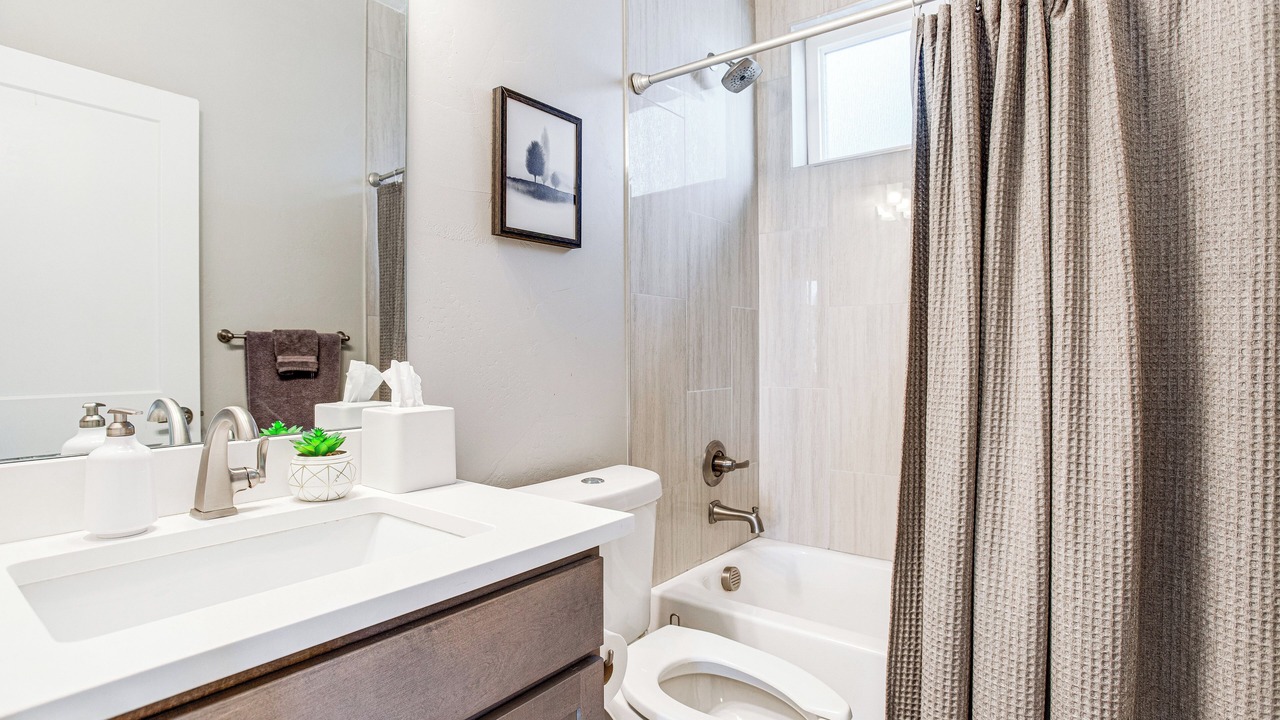 Photo of Bathroom in West Colfax