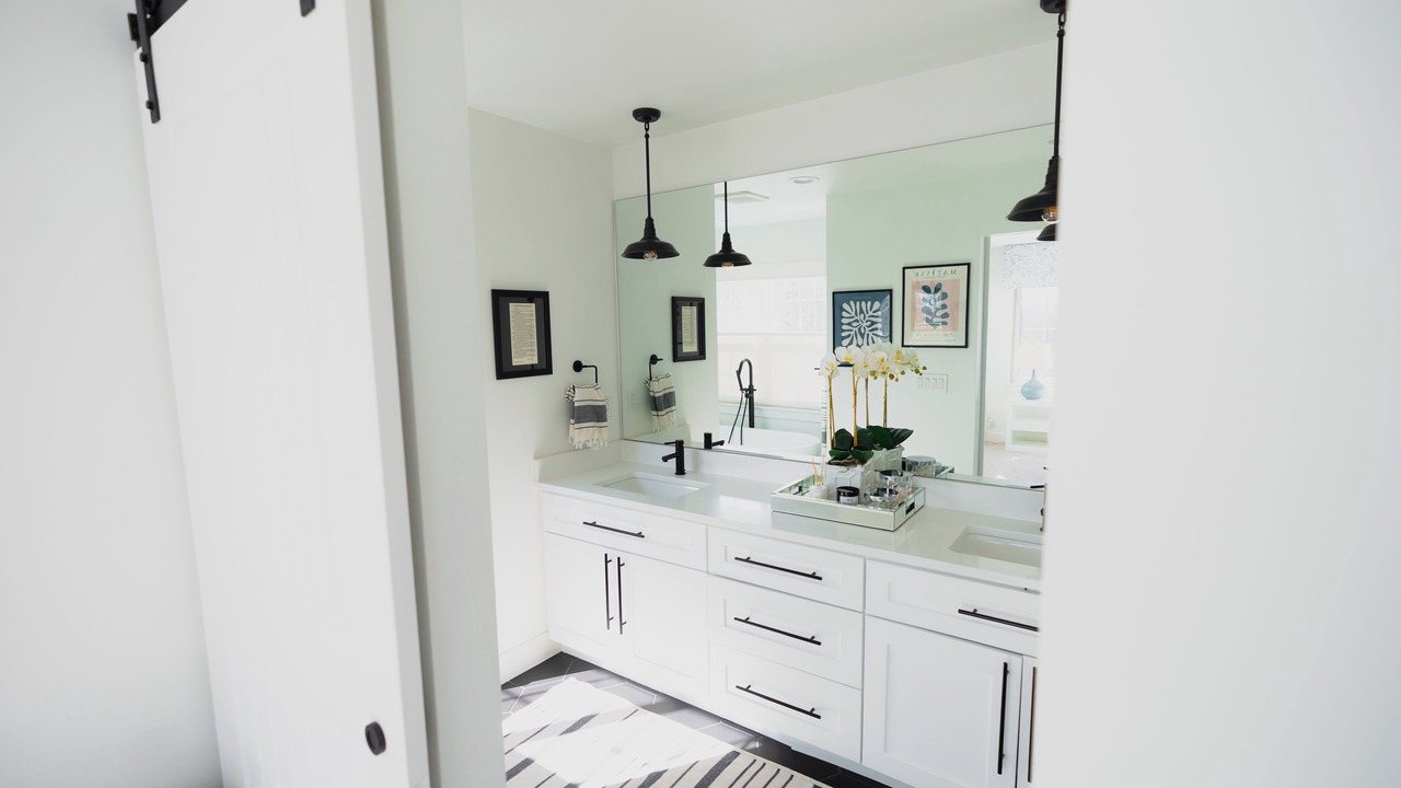 Photo of Bathroom in Washington Park