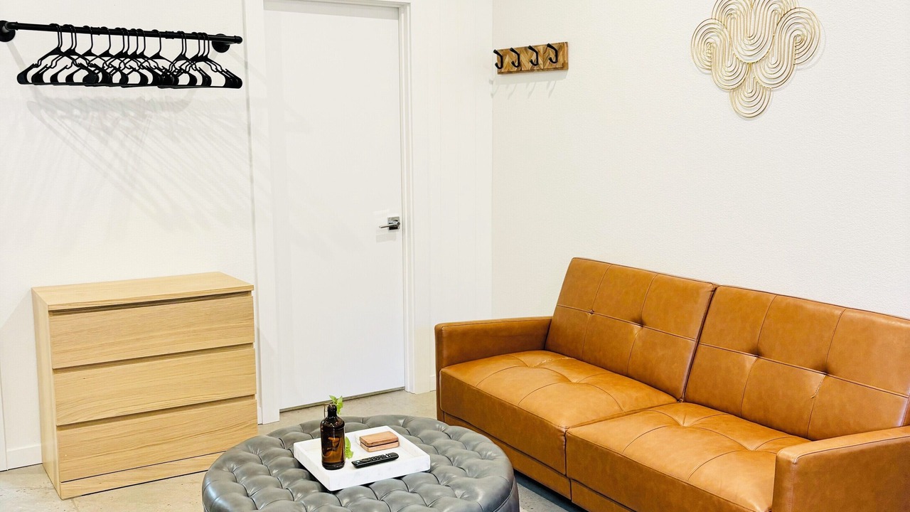 Photo of Livingroom in Cole