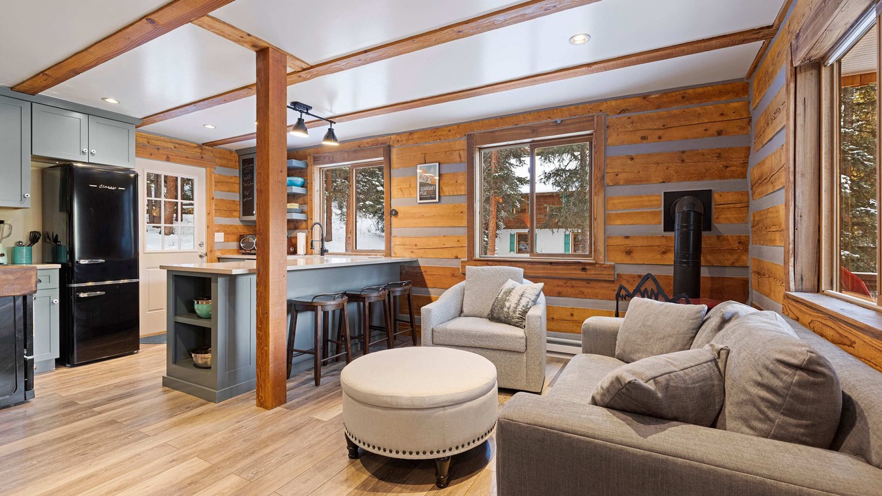 Photo of Livingroom in Breckenridge
