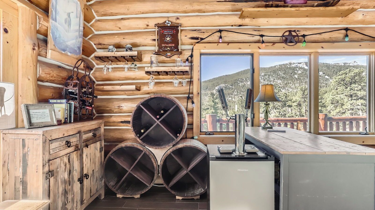 Photo of Bedroom in Lyons