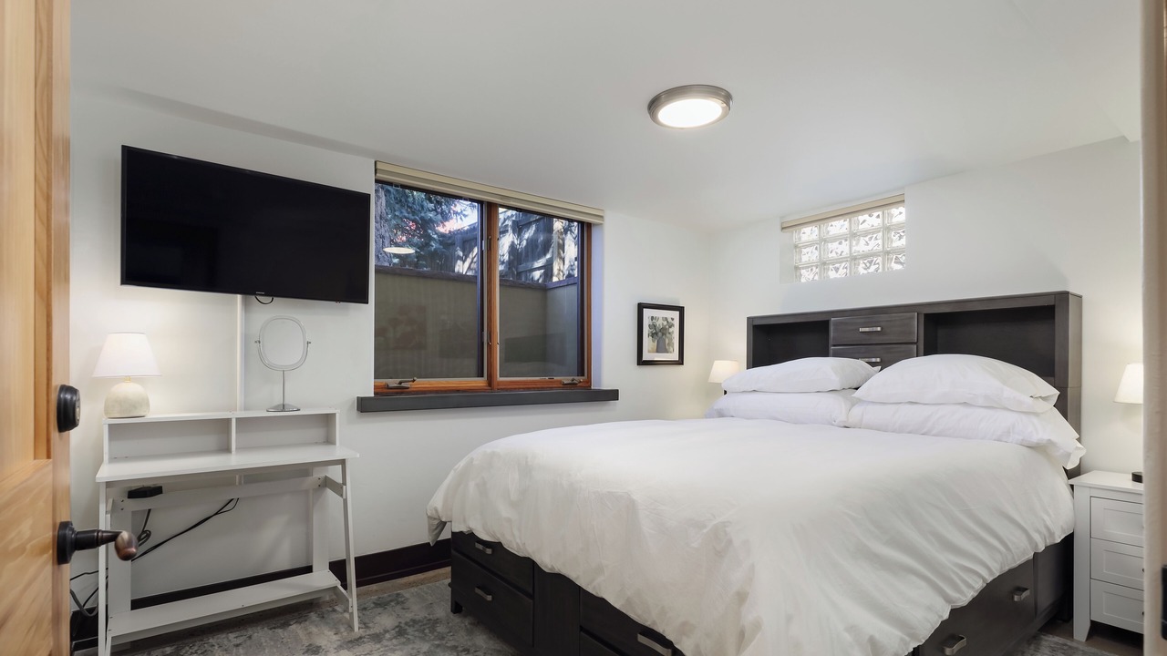 Photo of Bedroom in Newlands