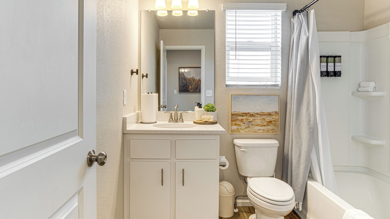 Photo of Bathroom in Gateway