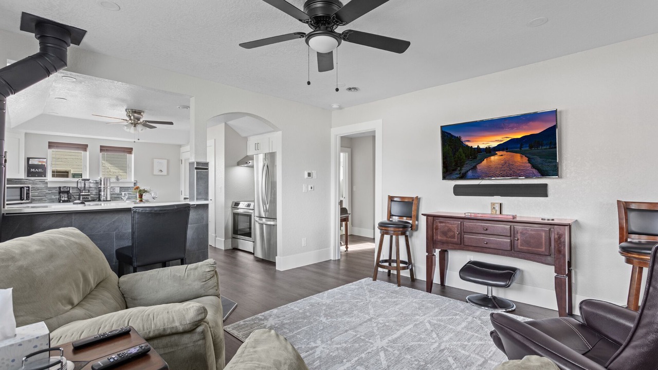 Photo of Livingroom in Milliken