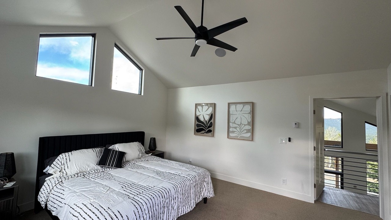 Photo of Bedroom in Black Hawk