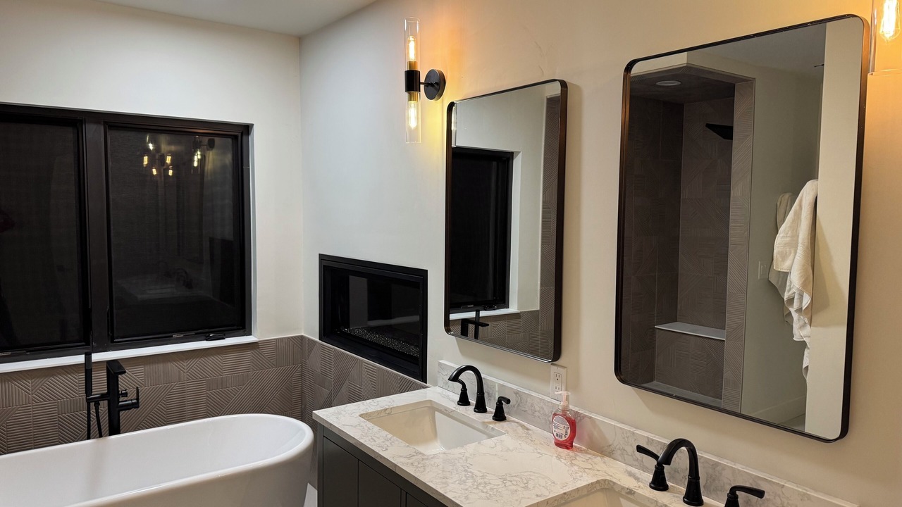 Photo of Bathroom in Black Hawk